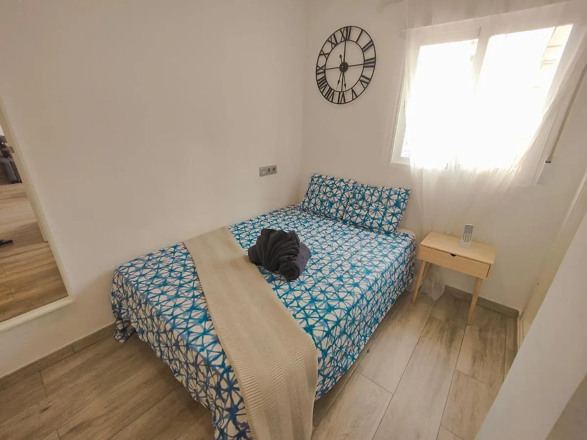 Cosy Apartment Torremolinos Center إسبانيا